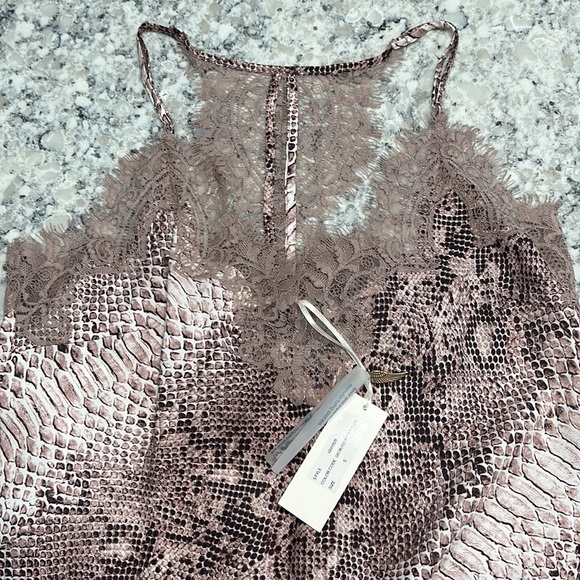 Muted Rose Gold Python cami - Picture 4 of 5